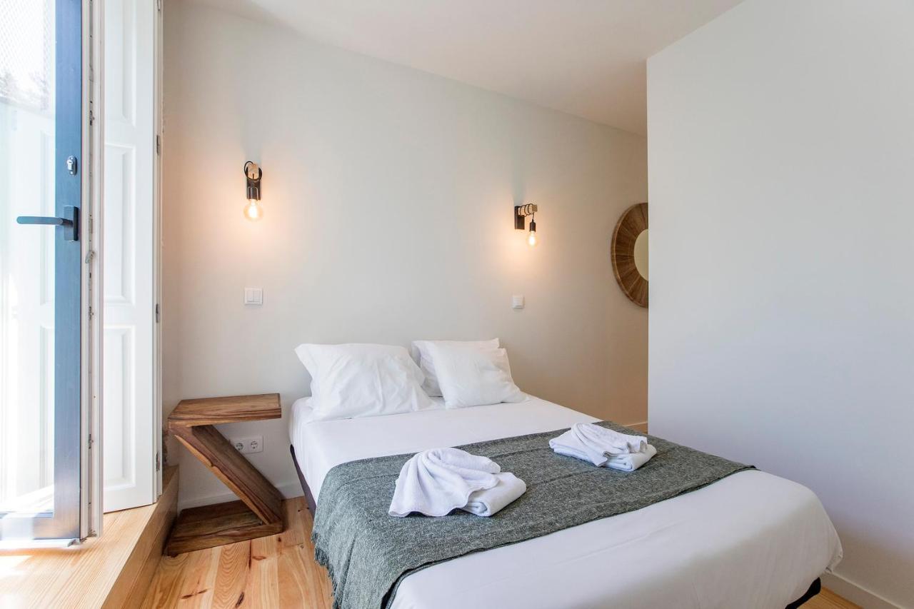 Central Studio W/ Pool, Ac & Patio By Lovelystay بورتو المظهر الخارجي الصورة