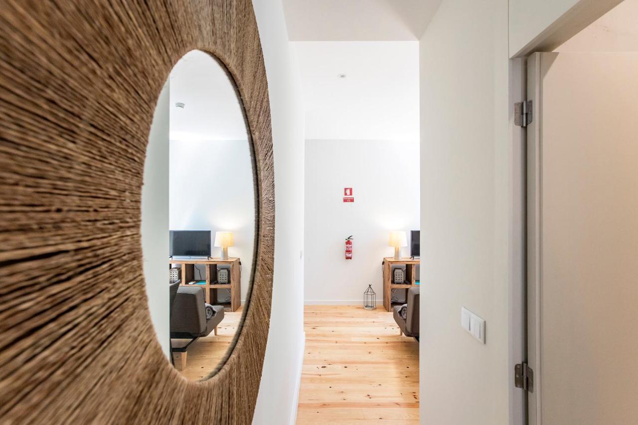 Central Studio W/ Pool, Ac & Patio By Lovelystay بورتو المظهر الخارجي الصورة